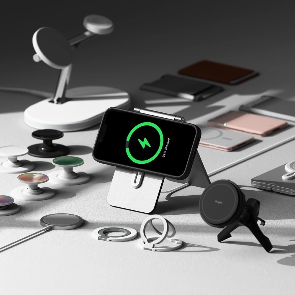 Etui Ringke Silicone Magnetic do Apple iPhone 16e, czarne.